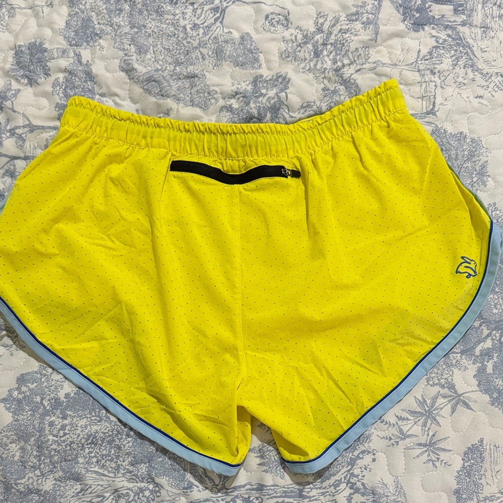 Run in Rabbit Repeats 4” Running Shorts - Picture 2 of 4